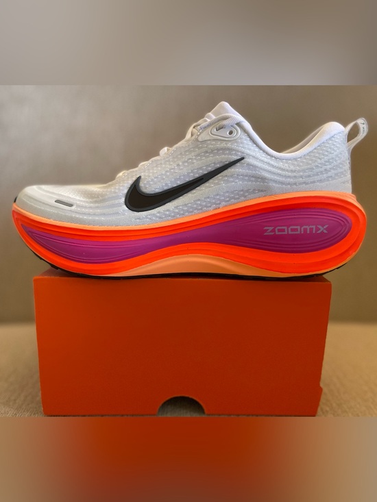 Nike Shoes - Size 10.5w / 9m - Nike Vomero Plus White Fire Pink HV8154-104 Unisex BRAND NEW